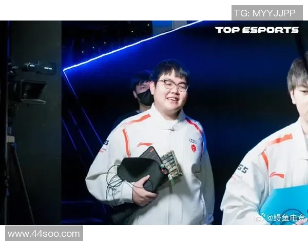 TES战队再出发挑战LPL巅峰目标全力备战季后赛夺冠之路 TES战队再出发挑战LPL巅峰目标全力备战季后赛夺冠之路