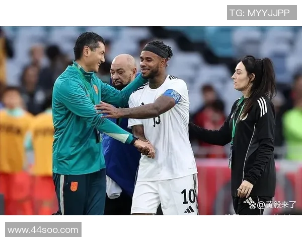 邵佳一：从绿茵场上的英雄到中国足球的时代见证者